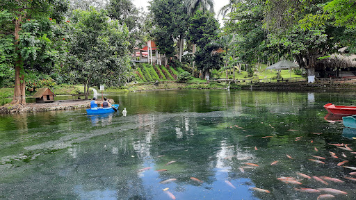 Centro Recreacional Los Lagos