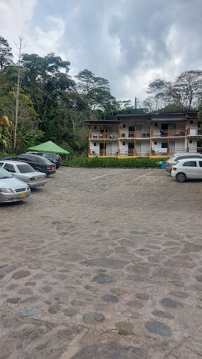 Cascada Termal Más Alta de Colombia