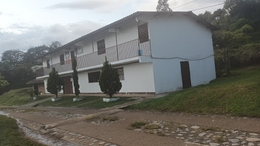 Centro De Salud AIC
