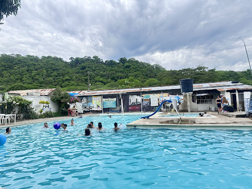 Piscina Los Reyes
