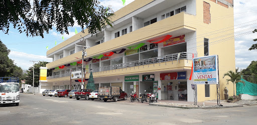 Central Plaza Ricaurte