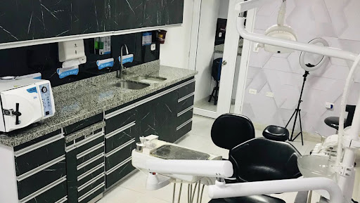 CLÍNICA DENTAL WENDY RAMÍREZ - Saravena