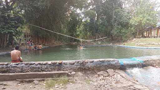 EL MANANTIAL