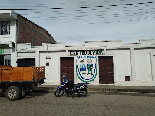 Centro de Vida del Adulto Mayor Isnos