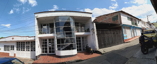 gimnasio área fitness