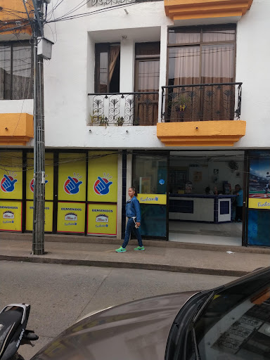 Cesar Augusto Calderón M - Kinesiólogo Kiropráctico