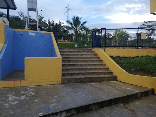 Puente Nacional Piscina