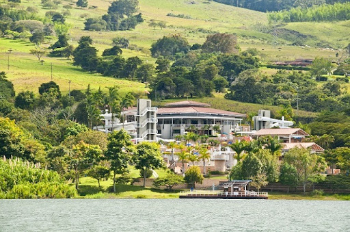 Centro Vacacional Comfandi Lago Calimá